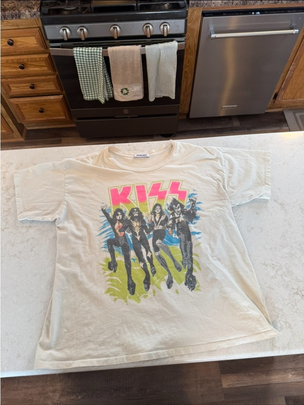 Daydreamer Cream KISS Band Graphic Tee